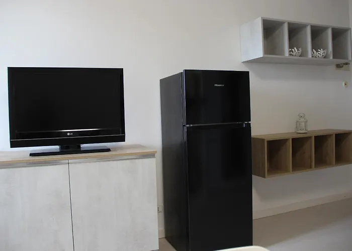 Luna 2 Modern Flat + Parking
