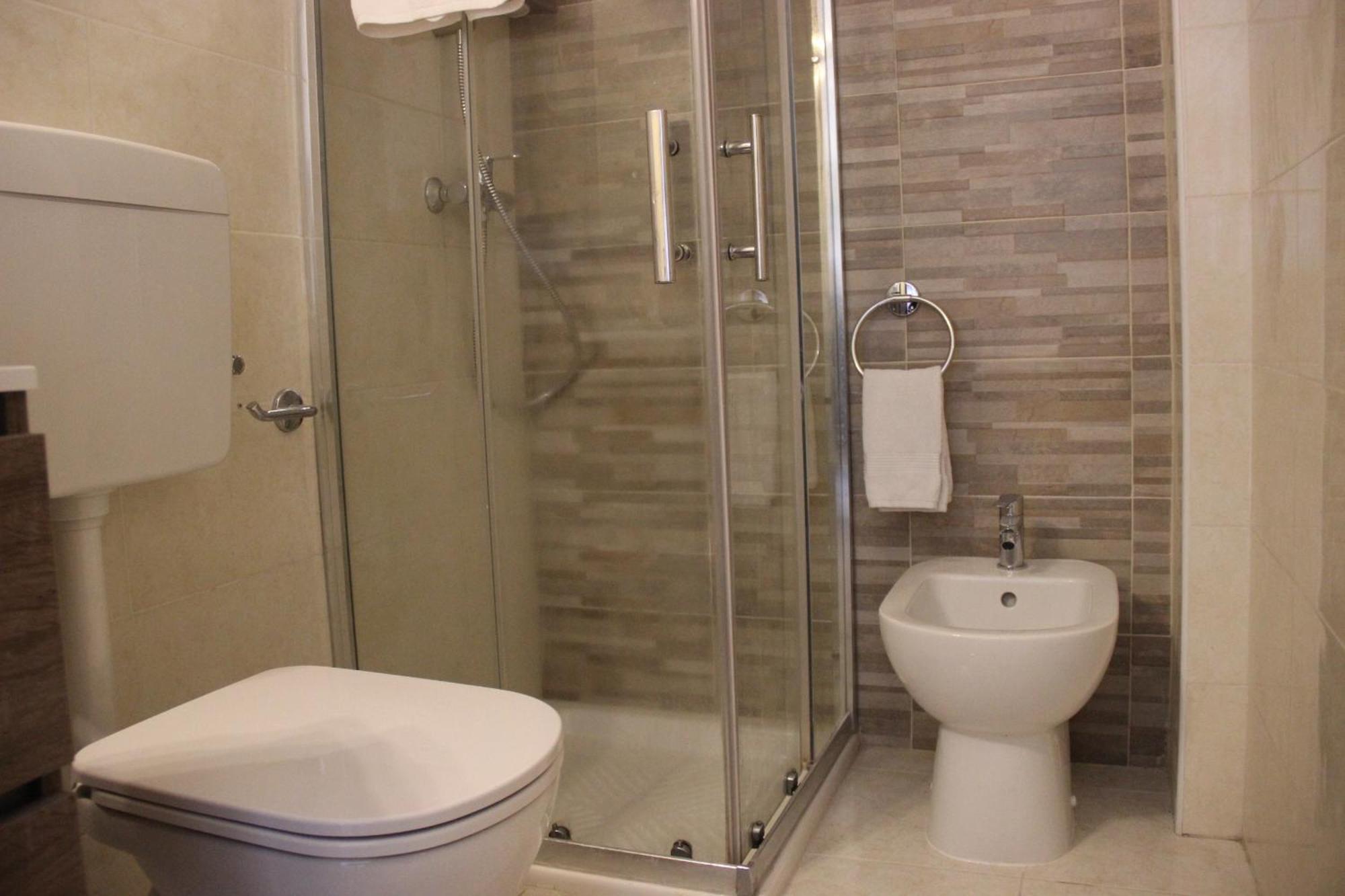 Luna 2 Modern Flat + Parking * Lignano Sabbiadoro