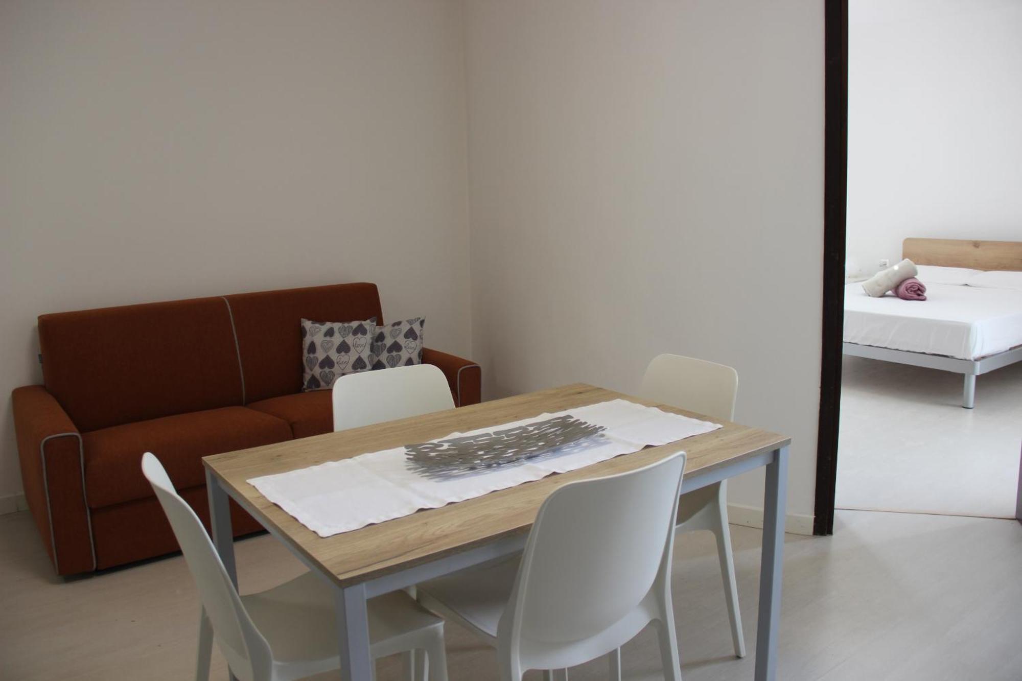 Luna 2 Modern Flat + Parking Apartment